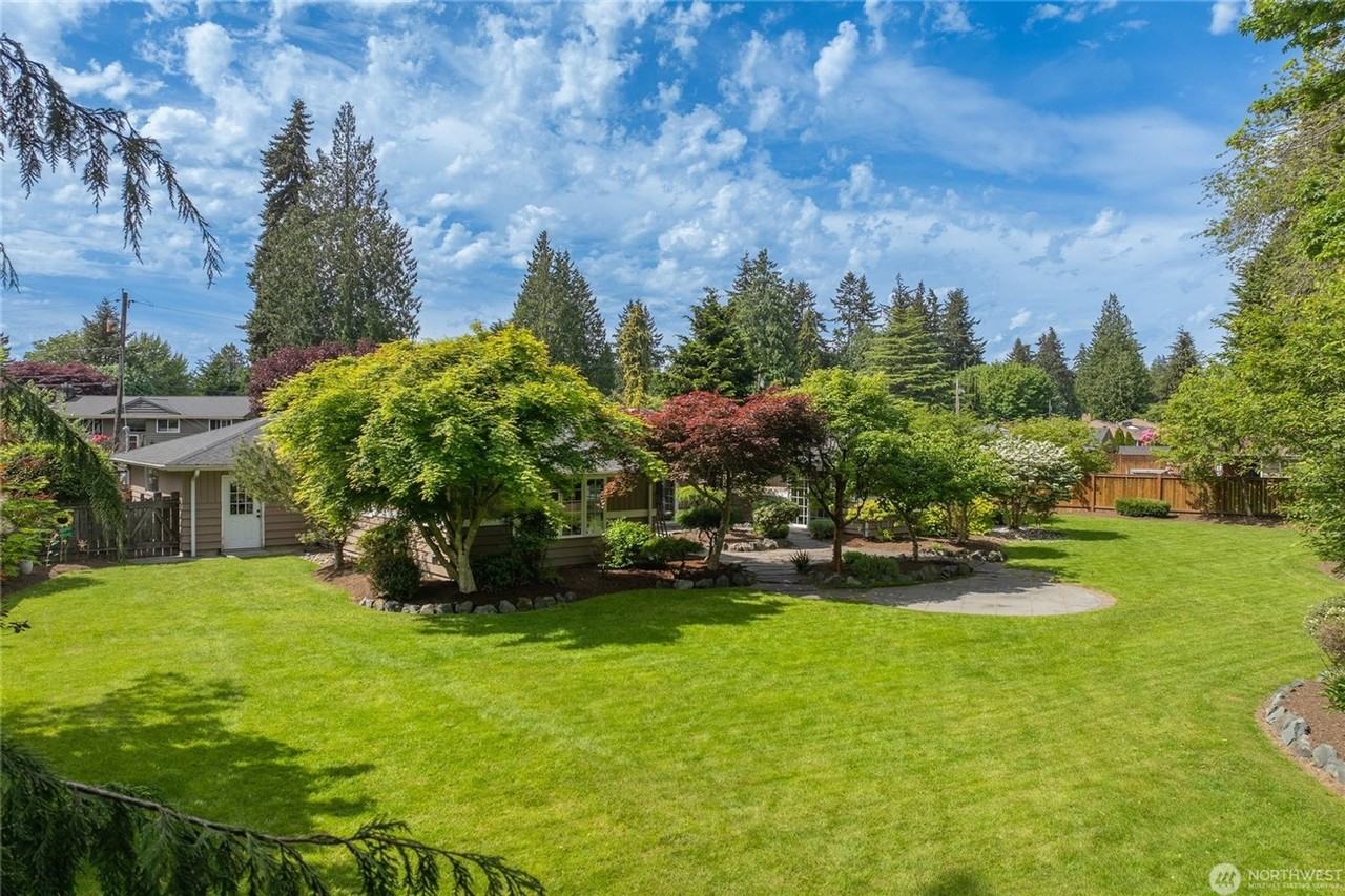 23915 110th Pl W - Photo 4 of 29