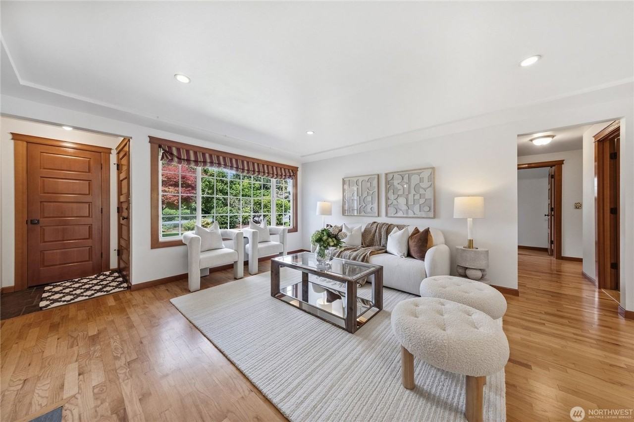 23915 110th Pl W - Photo 5 of 29