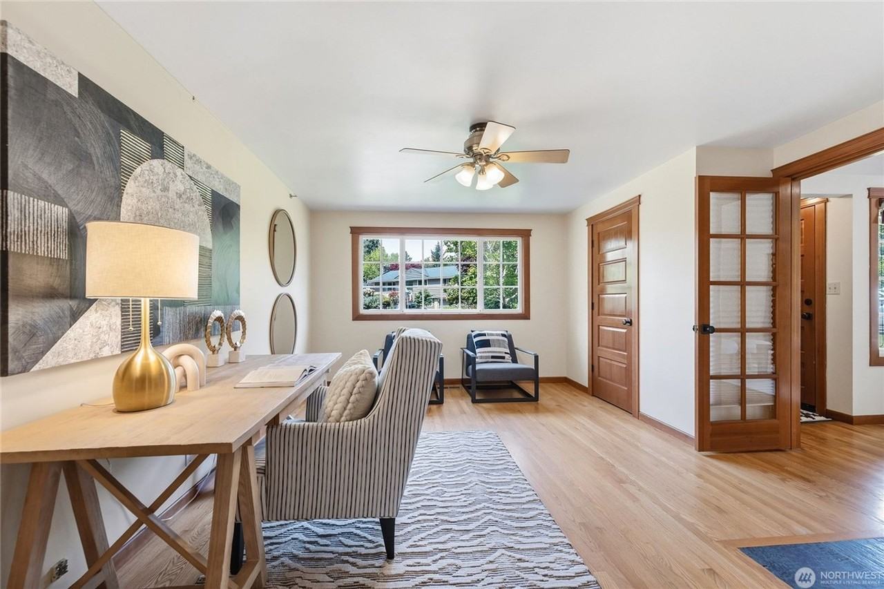 23915 110th Pl W - Photo 6 of 29