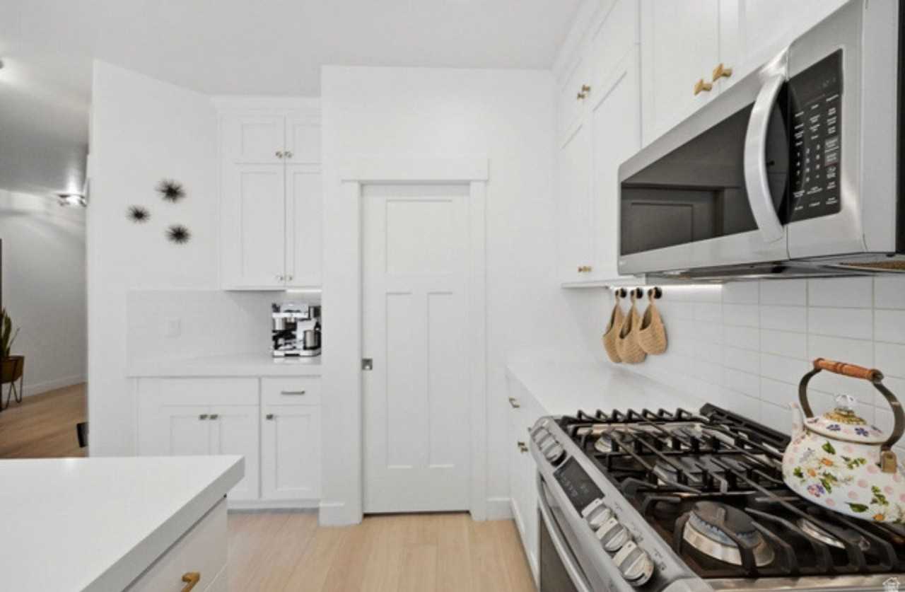 57 E Mccall Ln - Photo 6 of 22