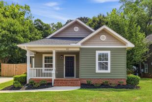 305 S Calhoun St - Photo 1 of 1