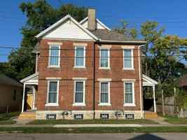 featured image of 19 S Van Lear St