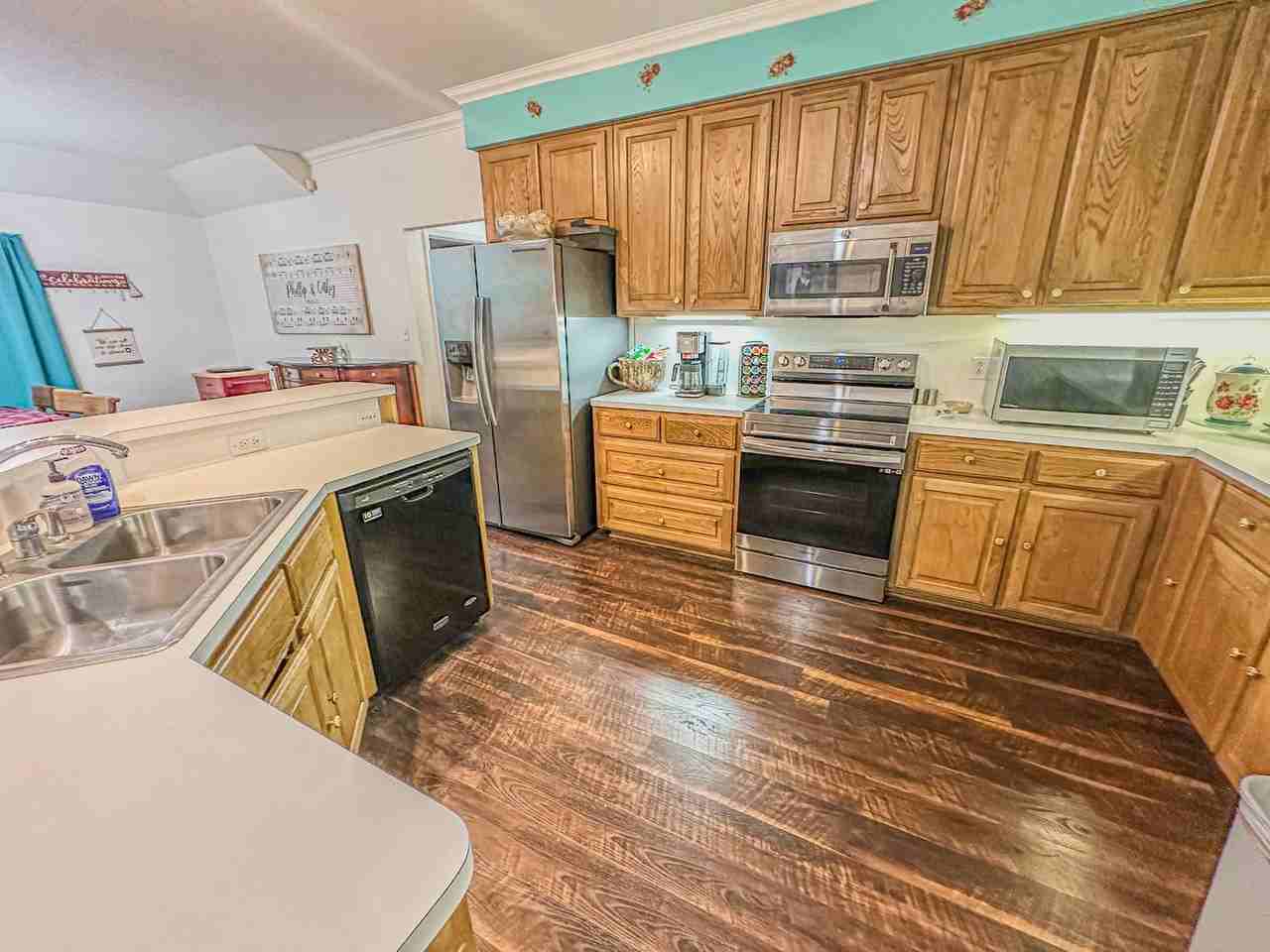 1674 Culpepper Ln - Photo 7 of 18