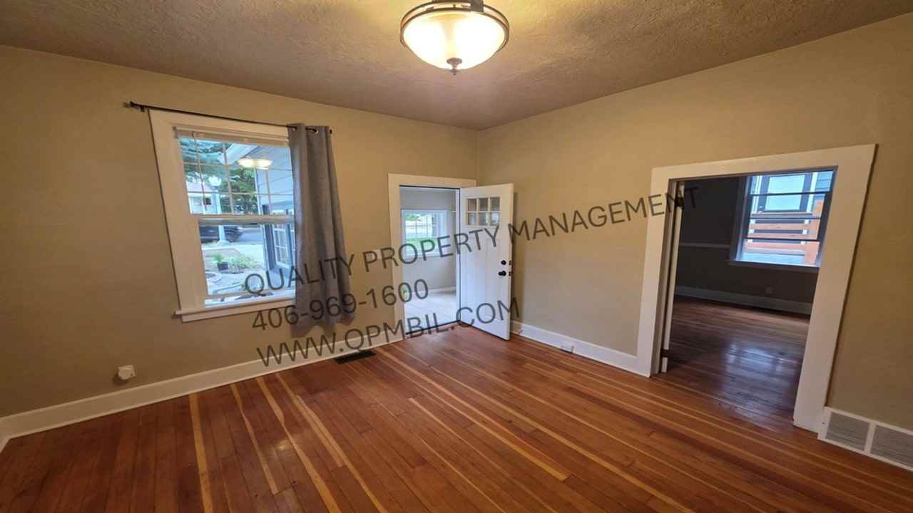 742 Lewis Ave - Photo 2 of 15