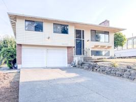 featured image of 8233 S 114th St