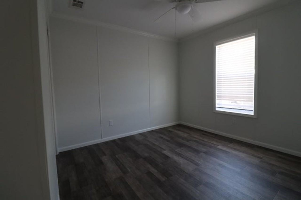 22868 Dolphin Rd - Photo 5 of 13