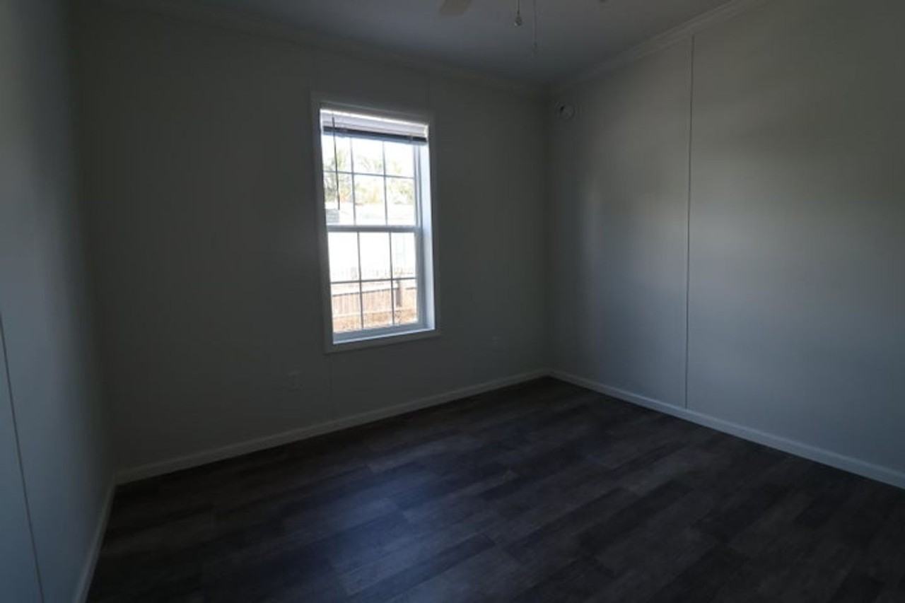 22868 Dolphin Rd - Photo 6 of 13