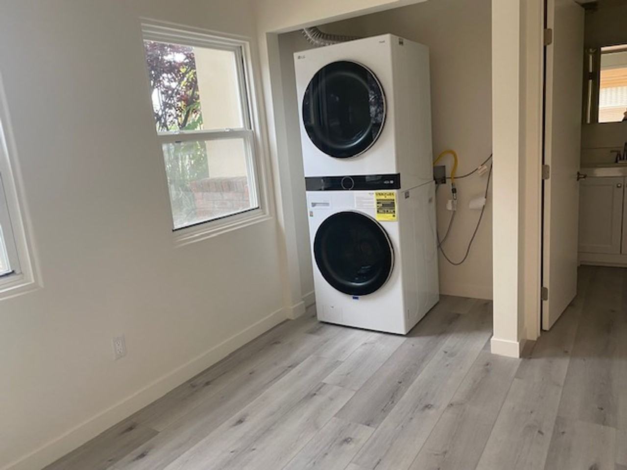 5013 Genevieve Ave #5021 - Photo 4 of 11