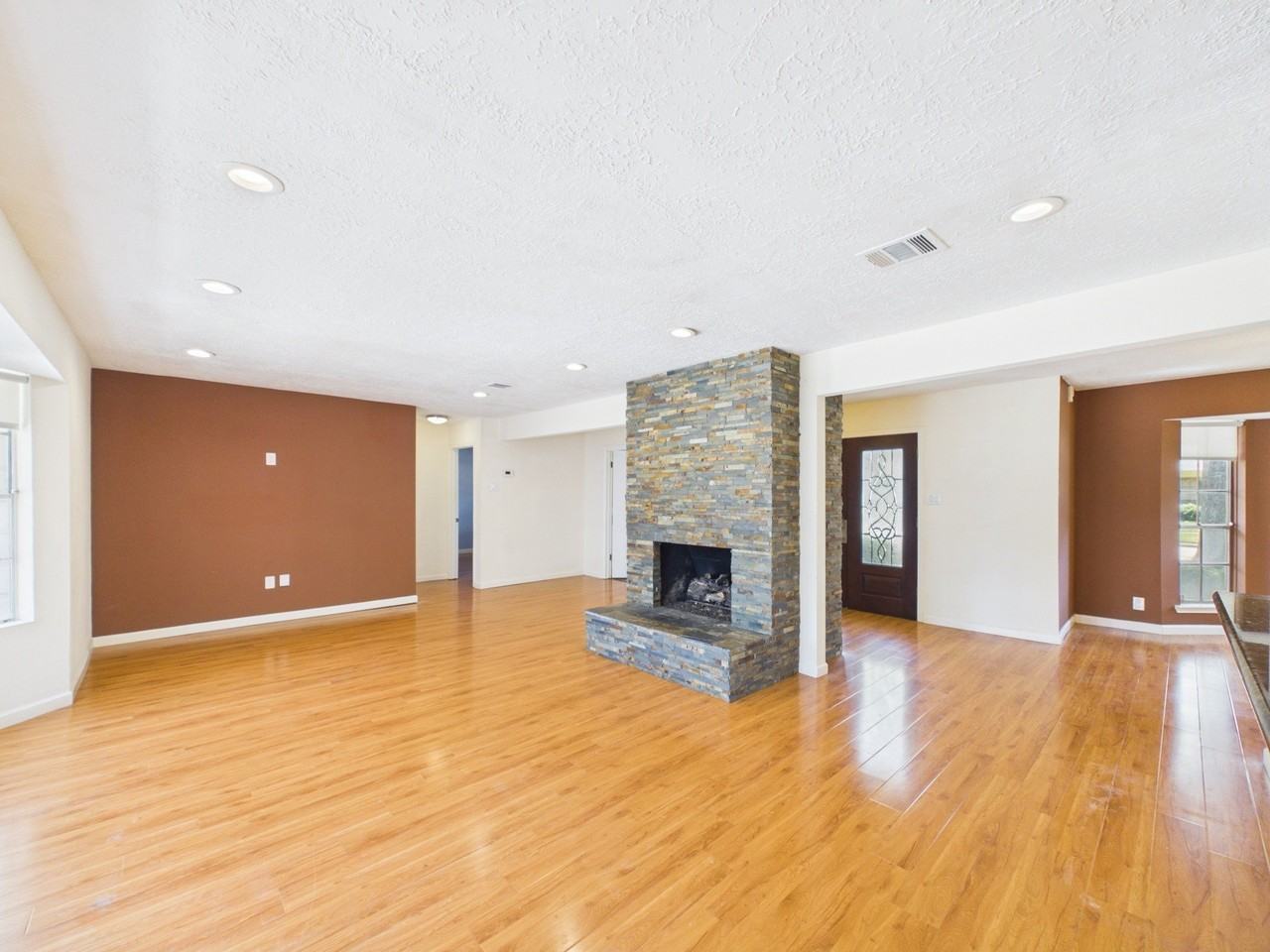 12842 Westmere Dr - Photo 2 of 41