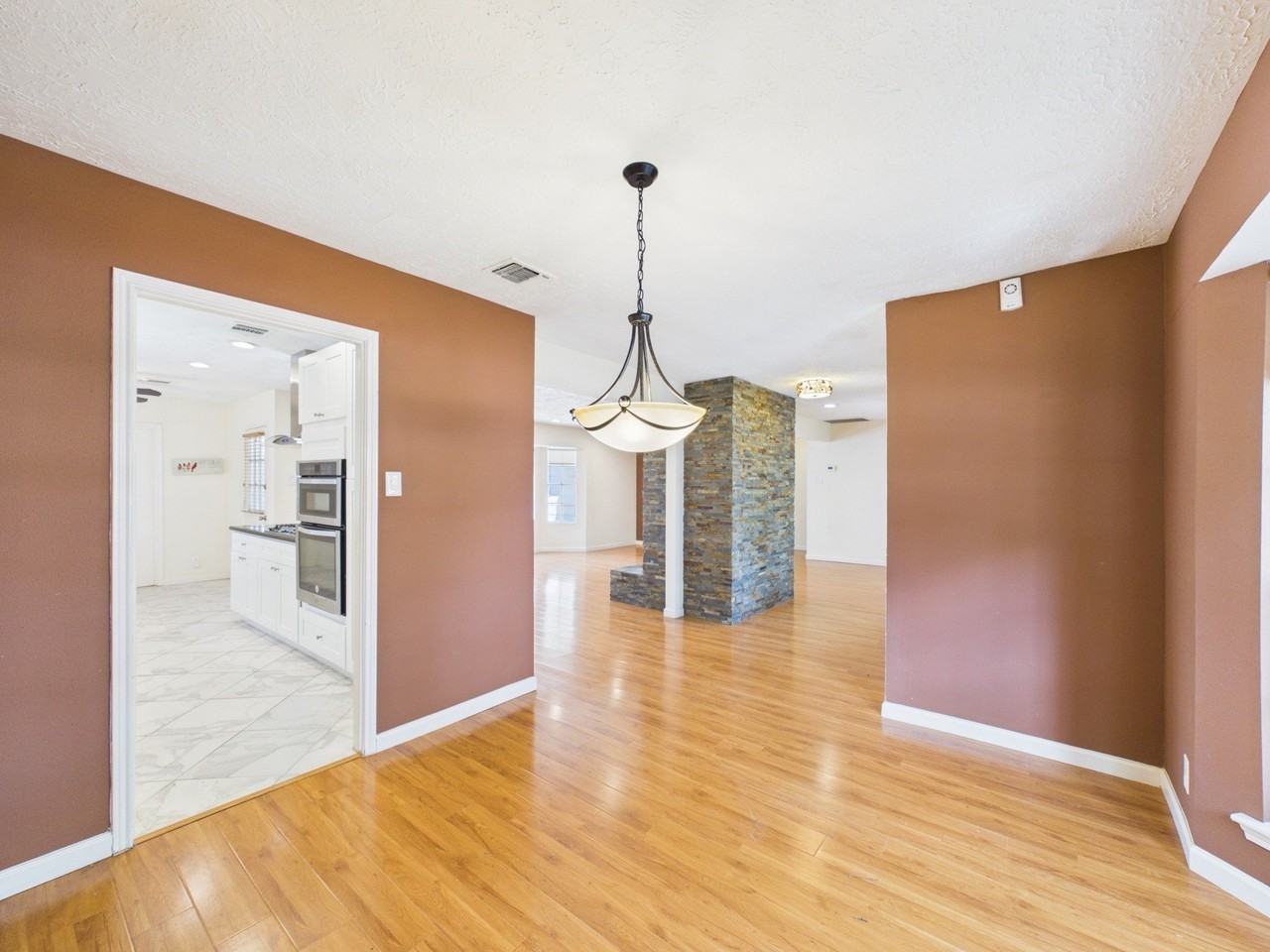 12842 Westmere Dr - Photo 7 of 41