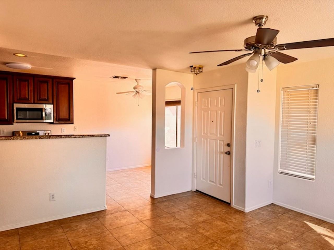 1704 E Los Alamos St - Photo 3 of 26