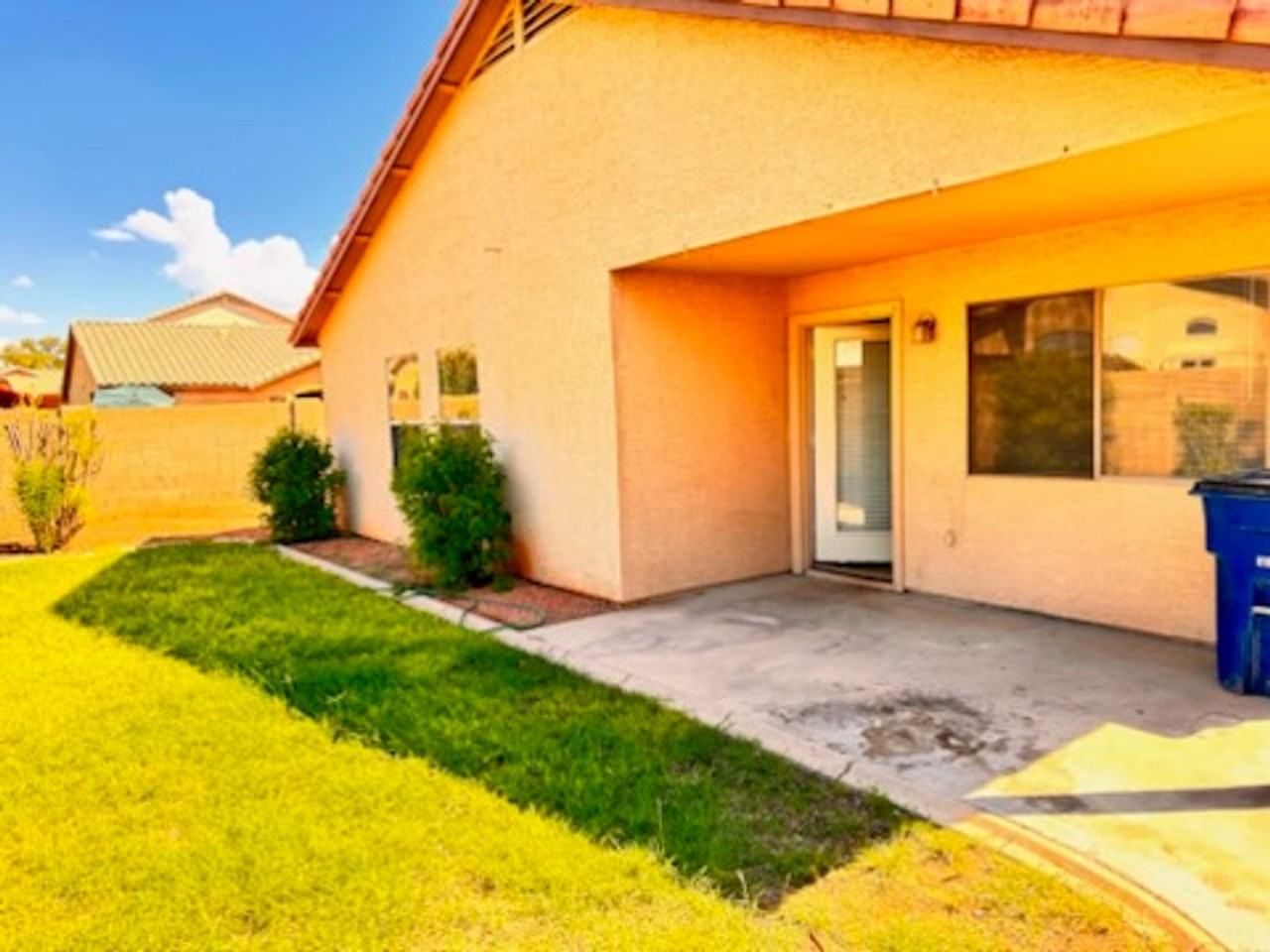 1704 E Los Alamos St - Photo 6 of 26
