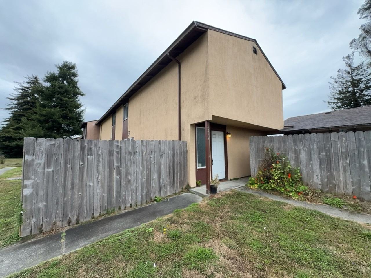 4539 Valley West Blvd - Photo 2 of 17