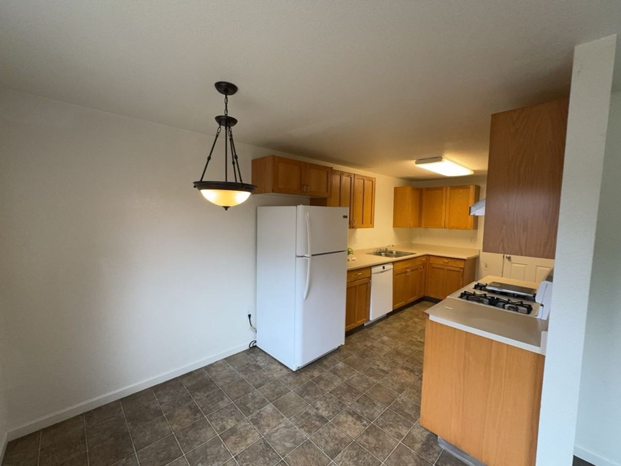 4539 Valley West Blvd - Photo 7 of 17