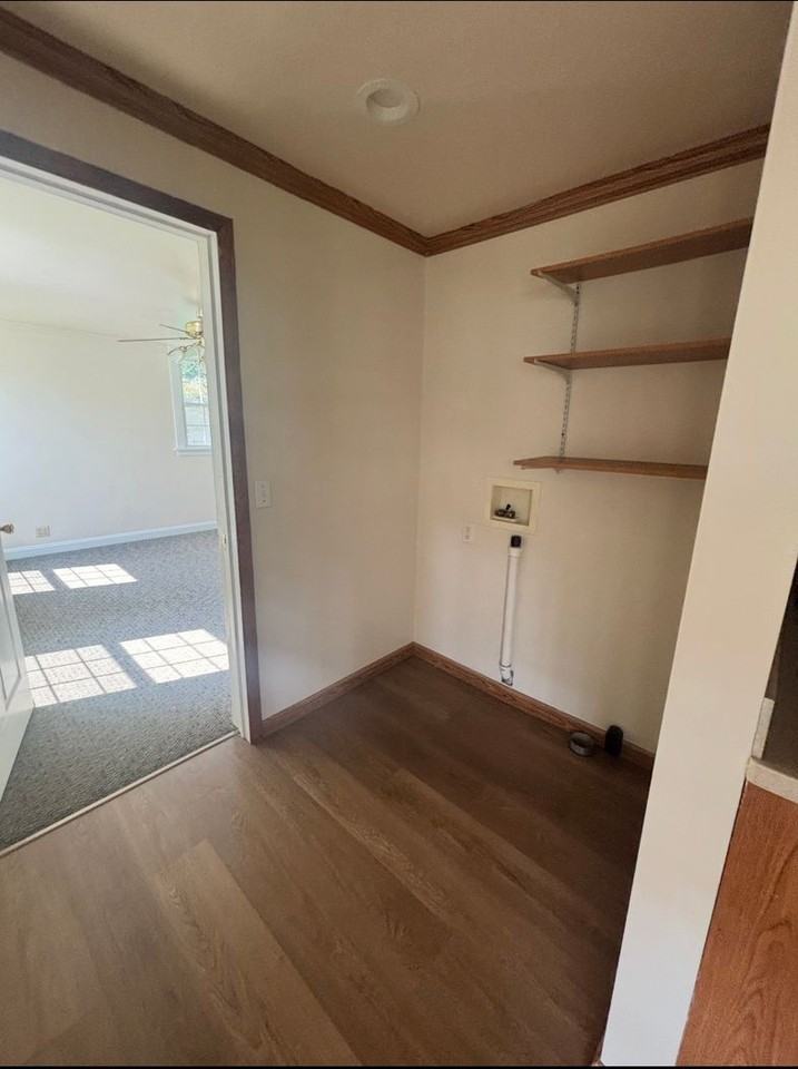 2300 Lake St - Photo 5 of 9