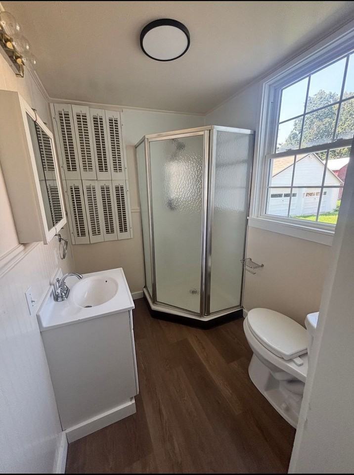 2300 Lake St - Photo 6 of 9