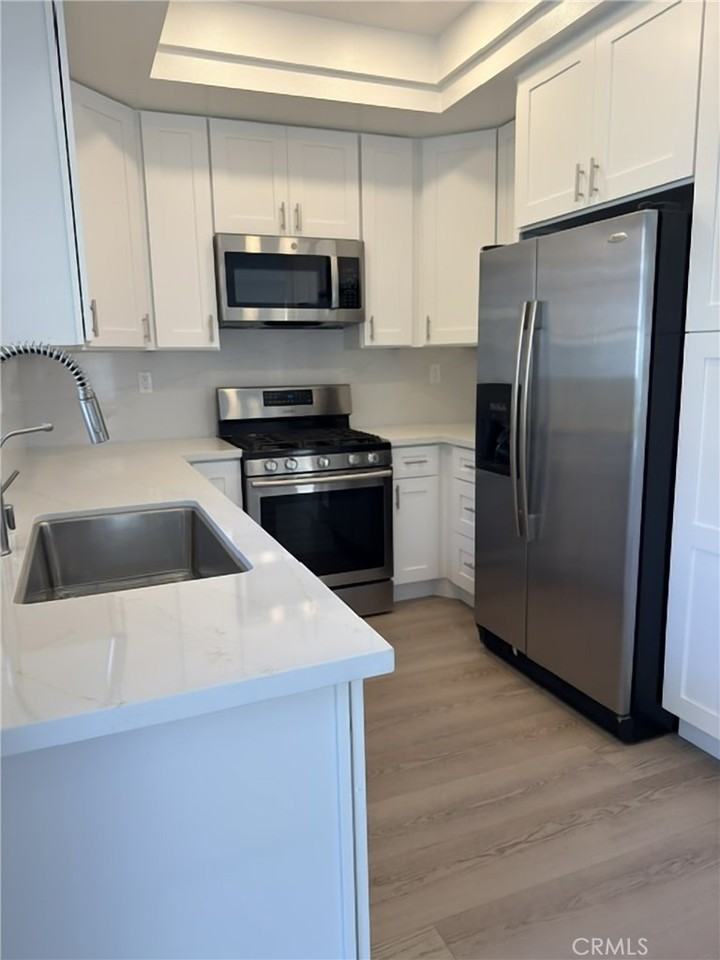 26371 Eva St - Photo 4 of 34
