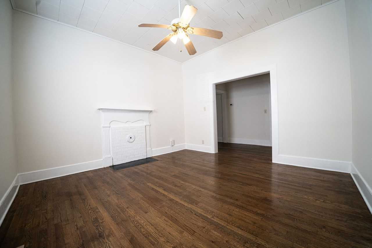 238 Franklin Ave Nw - Photo 5 of 20