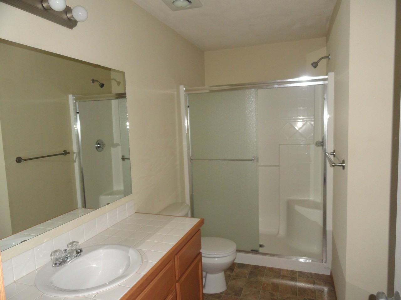 10511 140th Street Ct E #33 - Photo 7 of 10