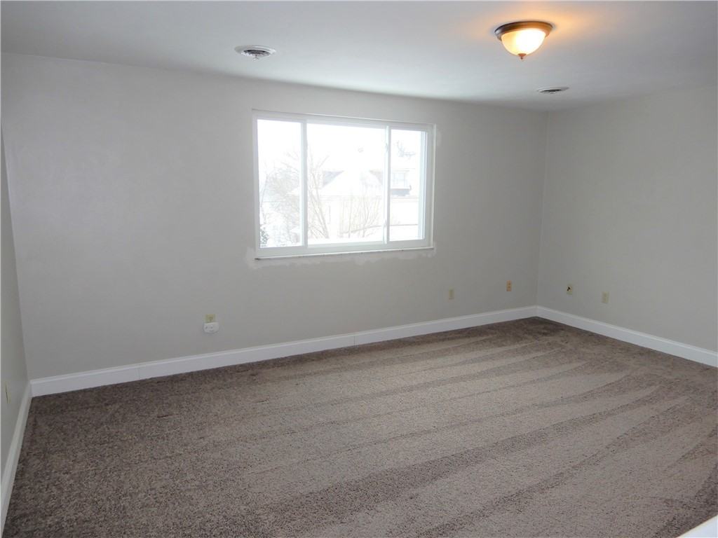 317 W Grant St ##2 - Photo 5 of 15