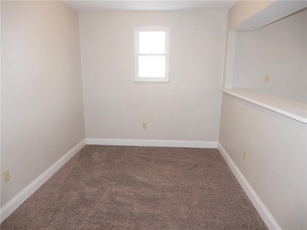 317 W Grant St ##2 - Photo 6 of 15