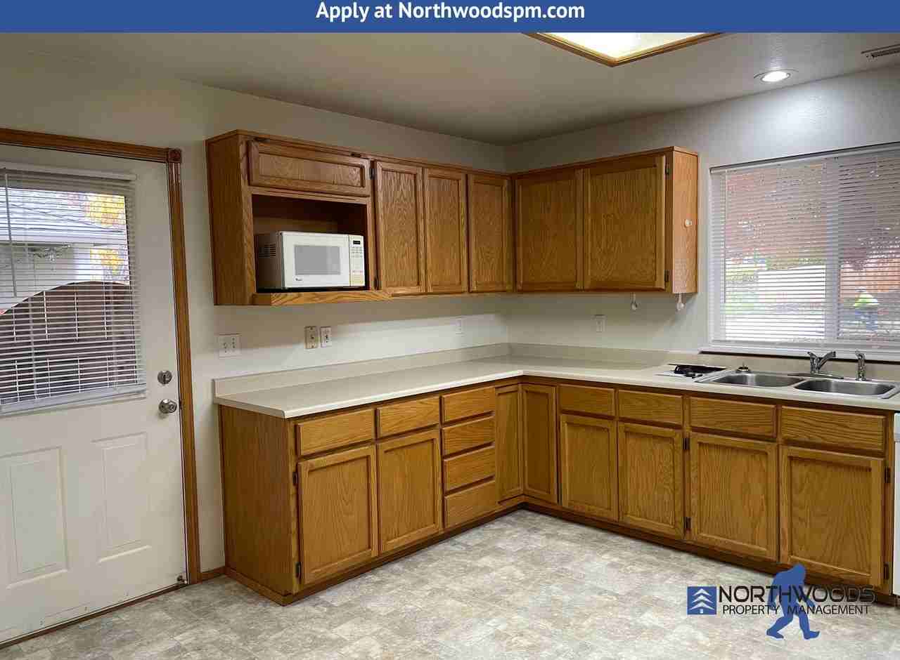 1209 Springbrook Rd - Photo 7 of 18