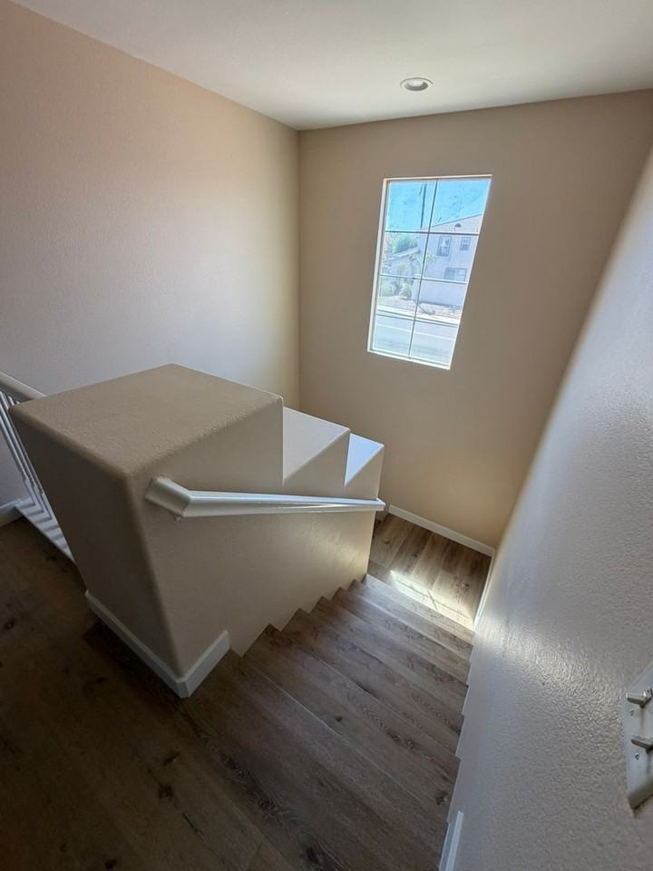 16060 Edgewater Ln - Photo 6 of 18
