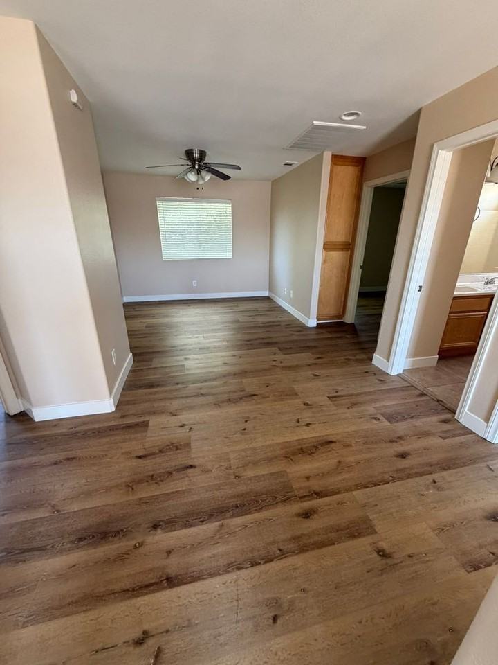 16060 Edgewater Ln - Photo 7 of 18