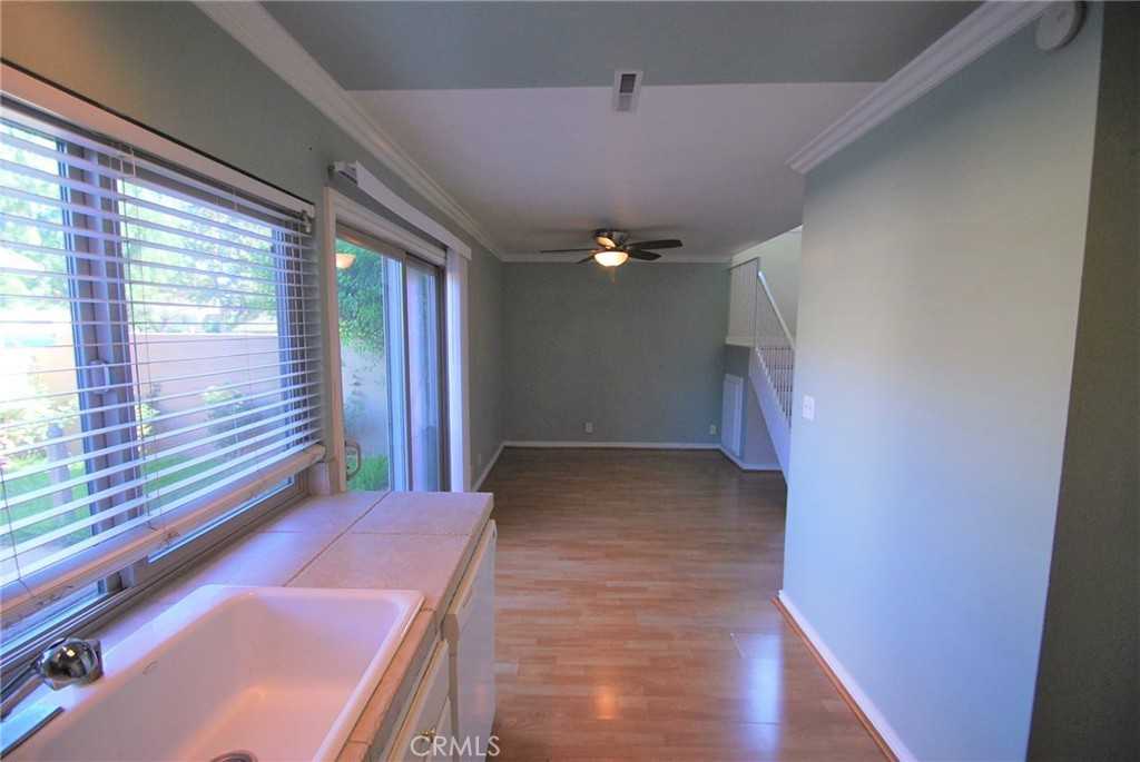 3861 Todd Pl - Photo 5 of 26
