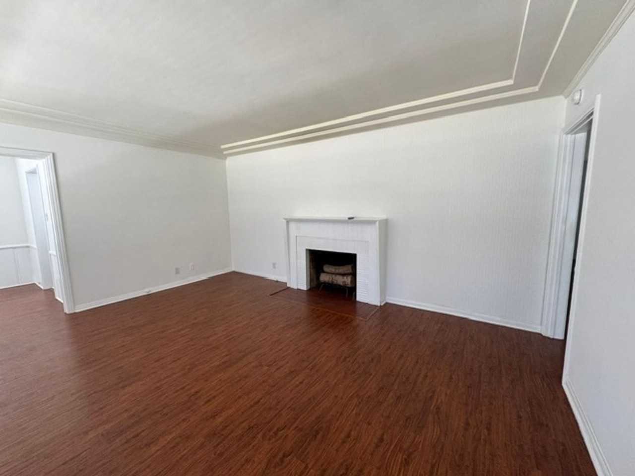 4132 Vantage Ave - Photo 2 of 23