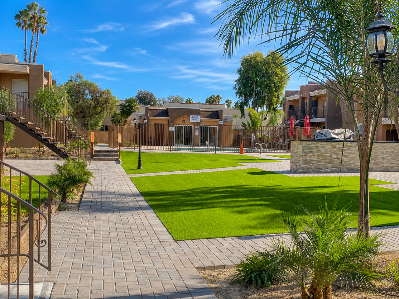Silver Oaks Apartment Homes - Photo 3 of 23