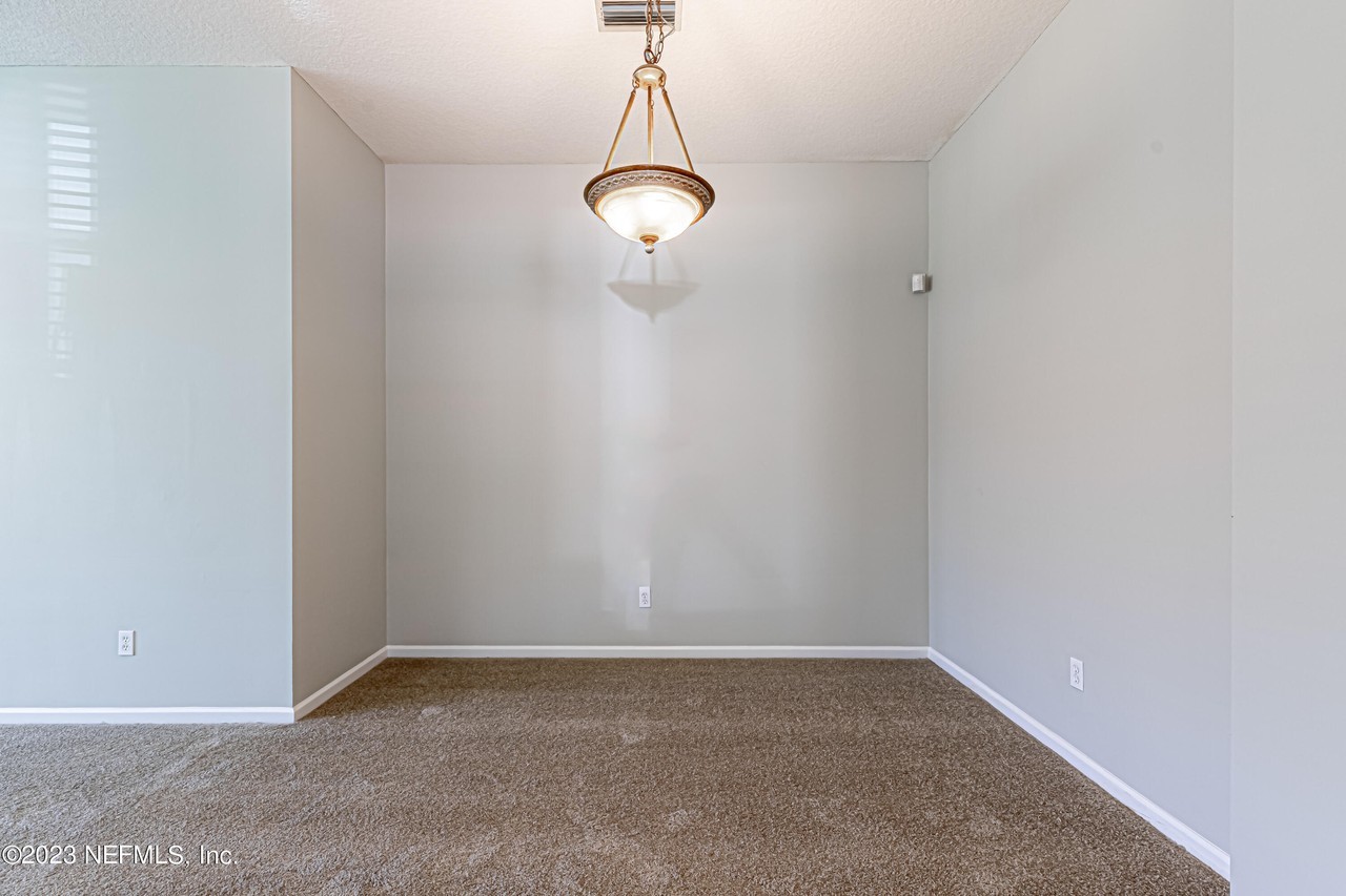 2141 Stone Creek Dr - Photo 6 of 26
