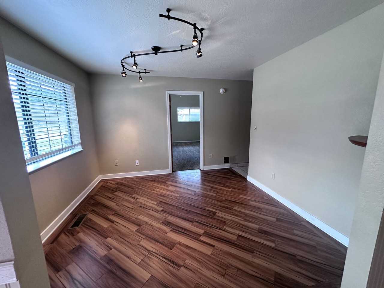 576 Citadel Way - Photo 3 of 28