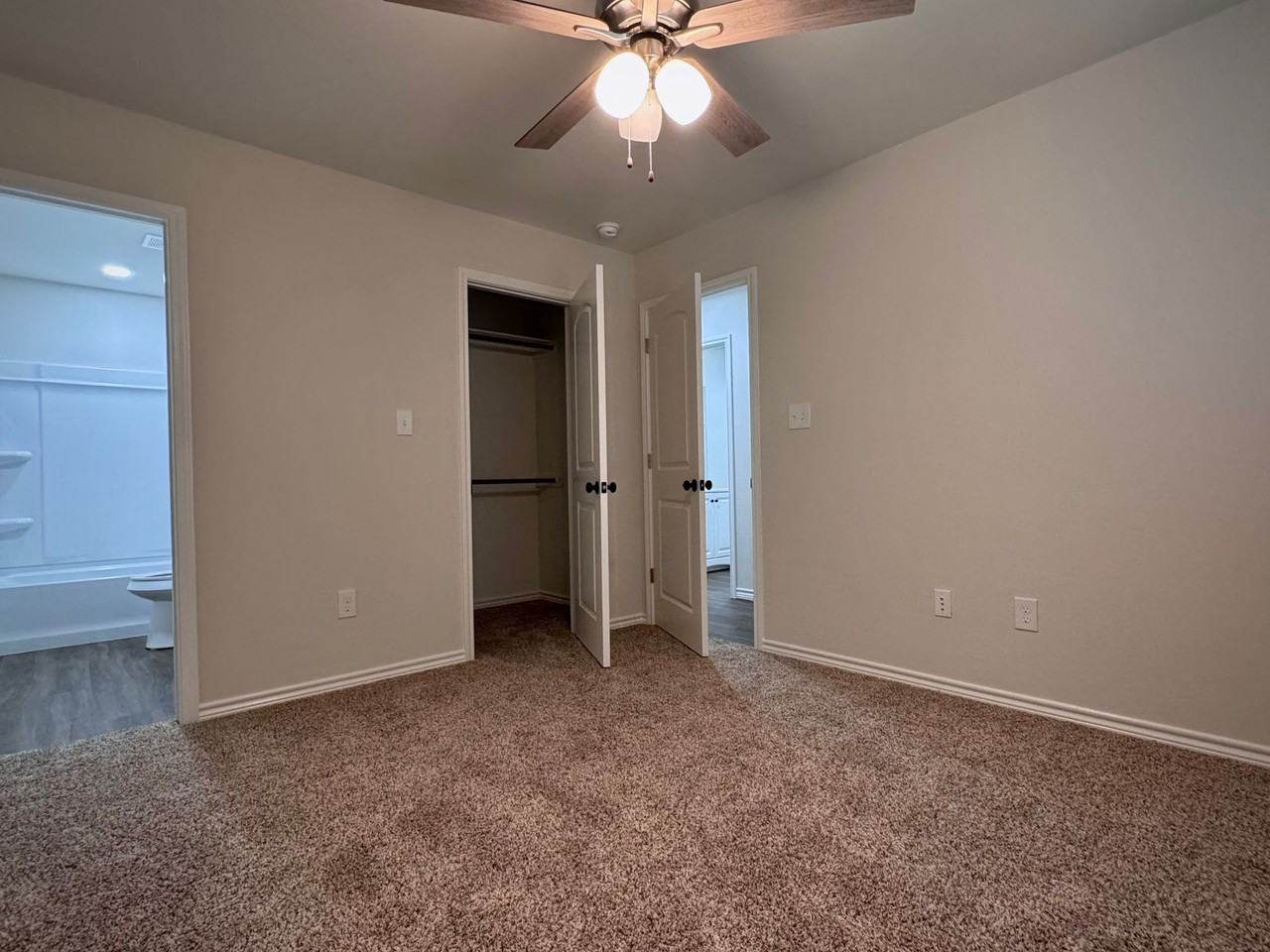 102 Pecan Drive Waco - Photo 6 of 20