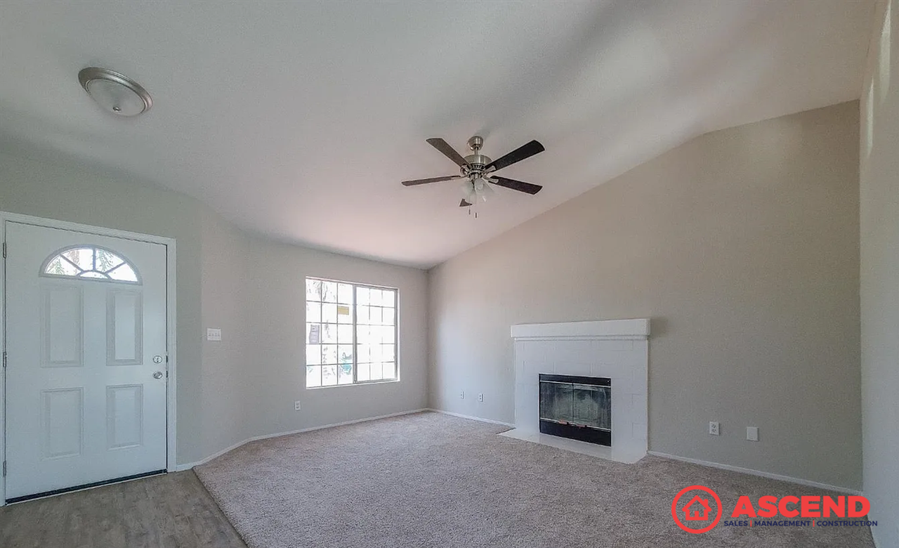 10706 Tivoli Ct - Photo 2 of 15
