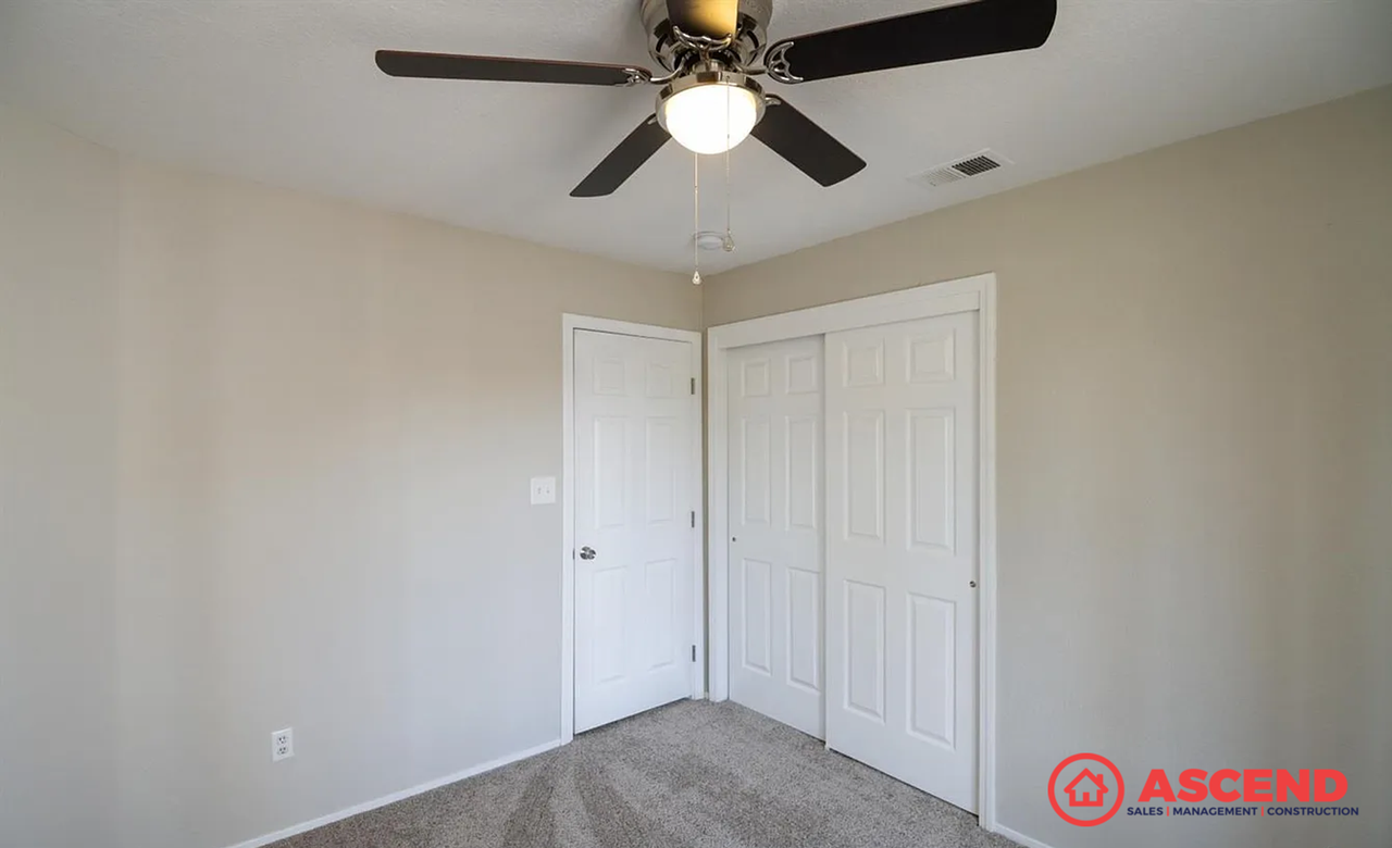10706 Tivoli Ct - Photo 7 of 15