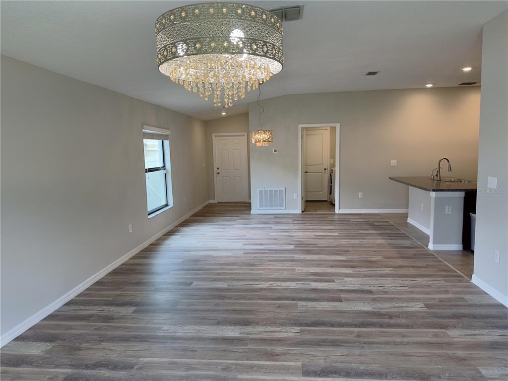 9746 Sage Creek Dr - Photo 6 of 23