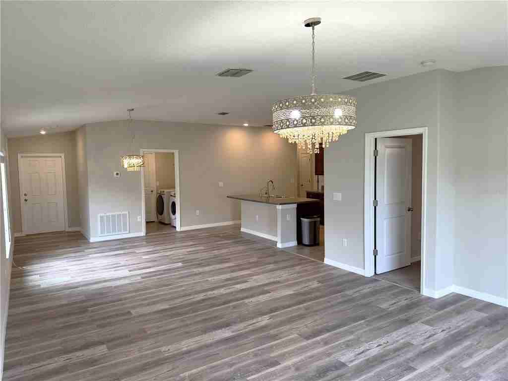 9746 Sage Creek Dr - Photo 7 of 23