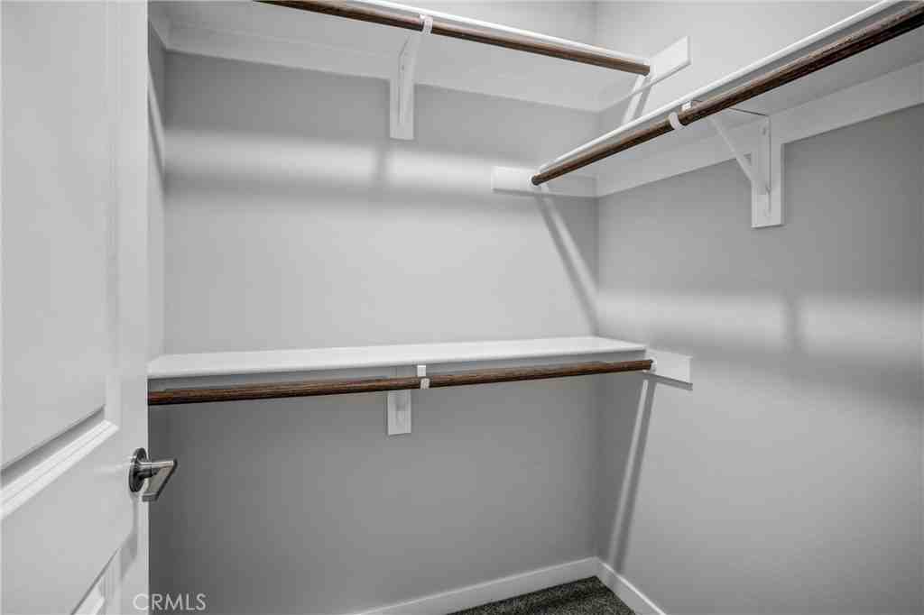 9567 Hannah Way - Photo 7 of 32