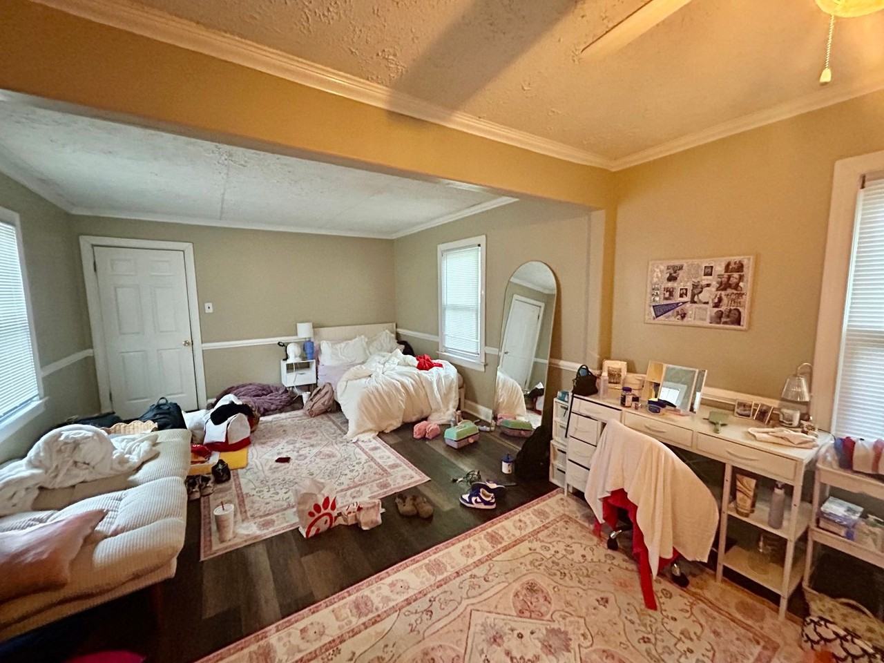 647 Golfview Dr - Photo 5 of 9