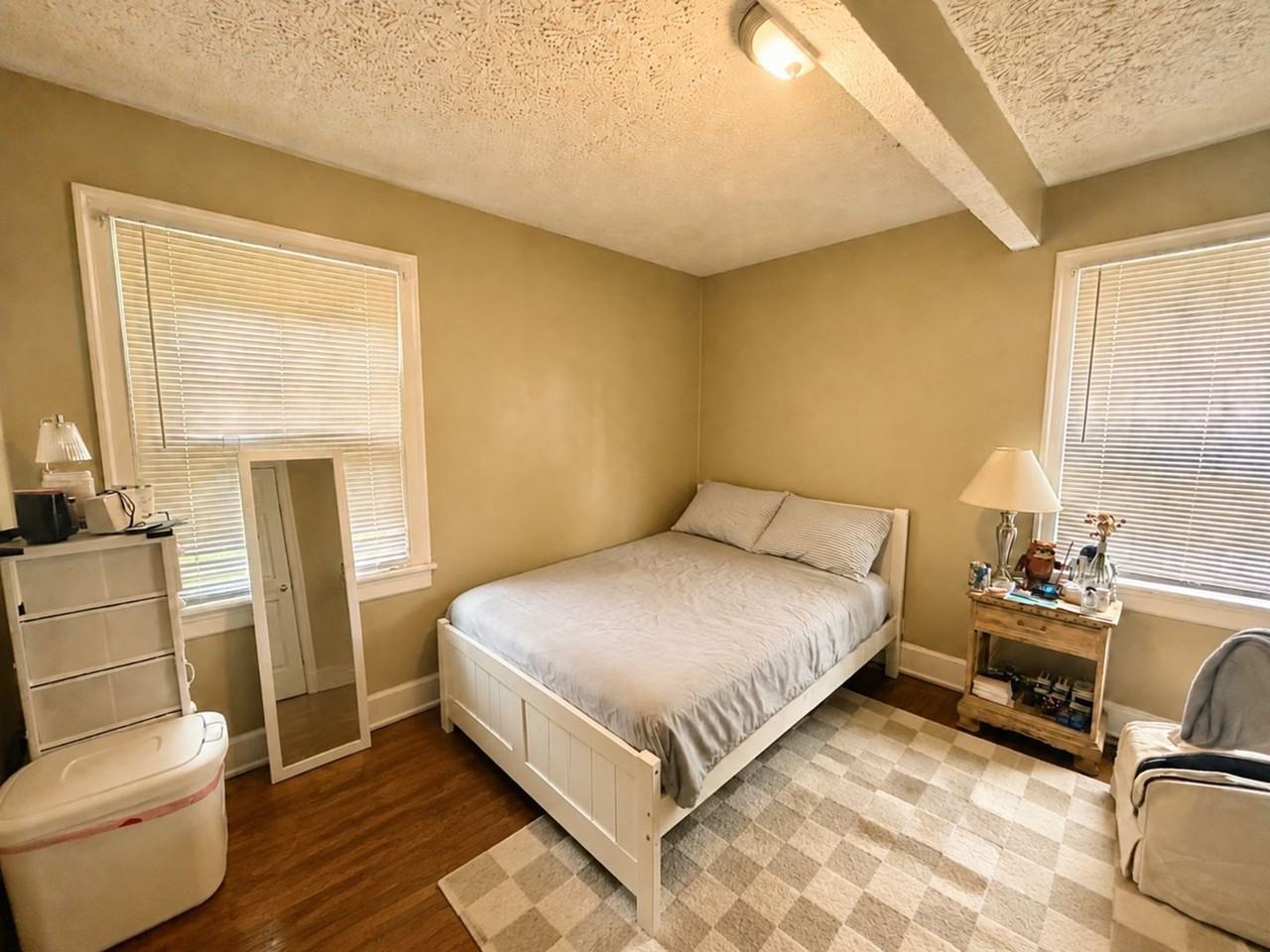 715 Golfview Dr - Photo 5 of 10