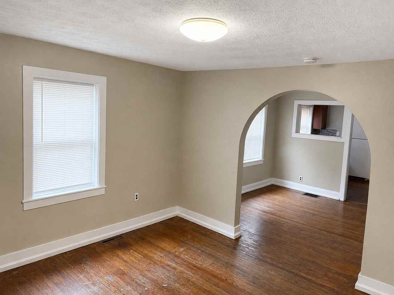 732 Golfview Dr - Photo 4 of 18
