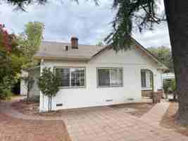 featured image of 2228 Roanoke Ave