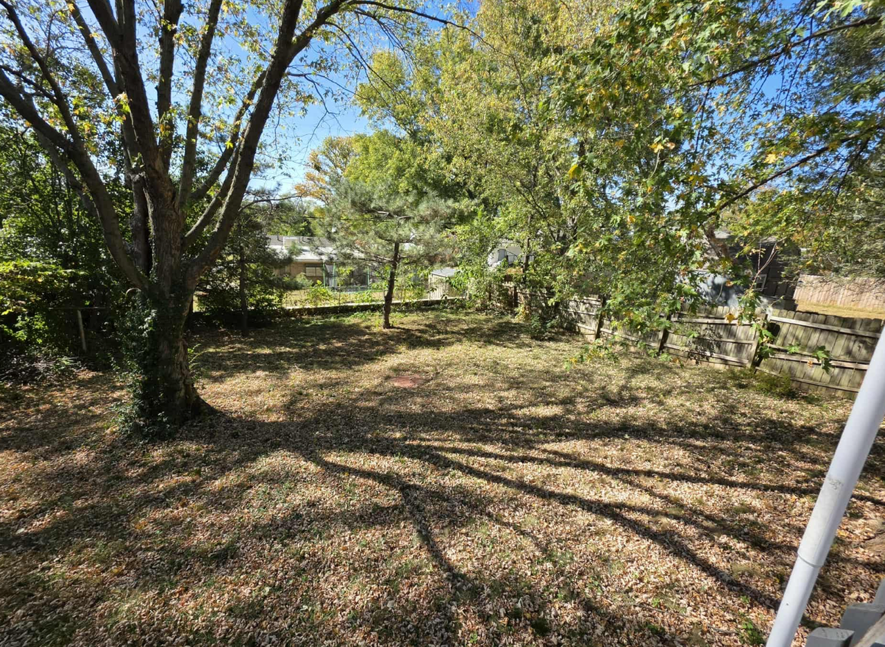 7621 Sni A Bar Rd - Photo 5 of 18