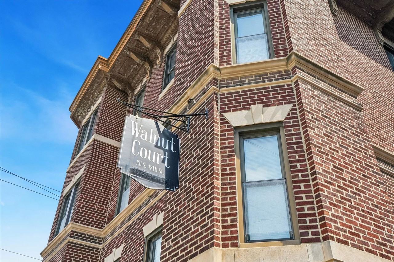 Walnut Court Apartments - Photo 3 of 21