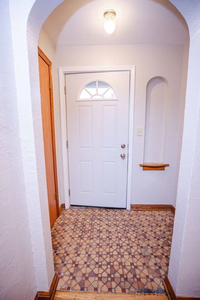 3416 Chestnut St - Photo 5 of 37