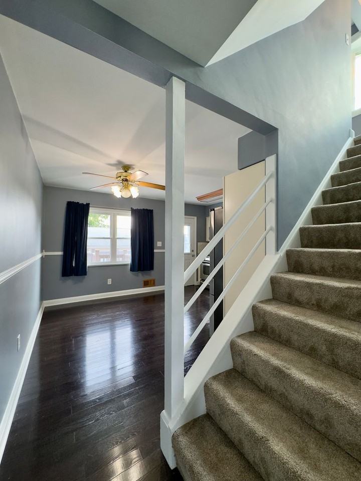 1251 S Grantley St - Photo 5 of 22
