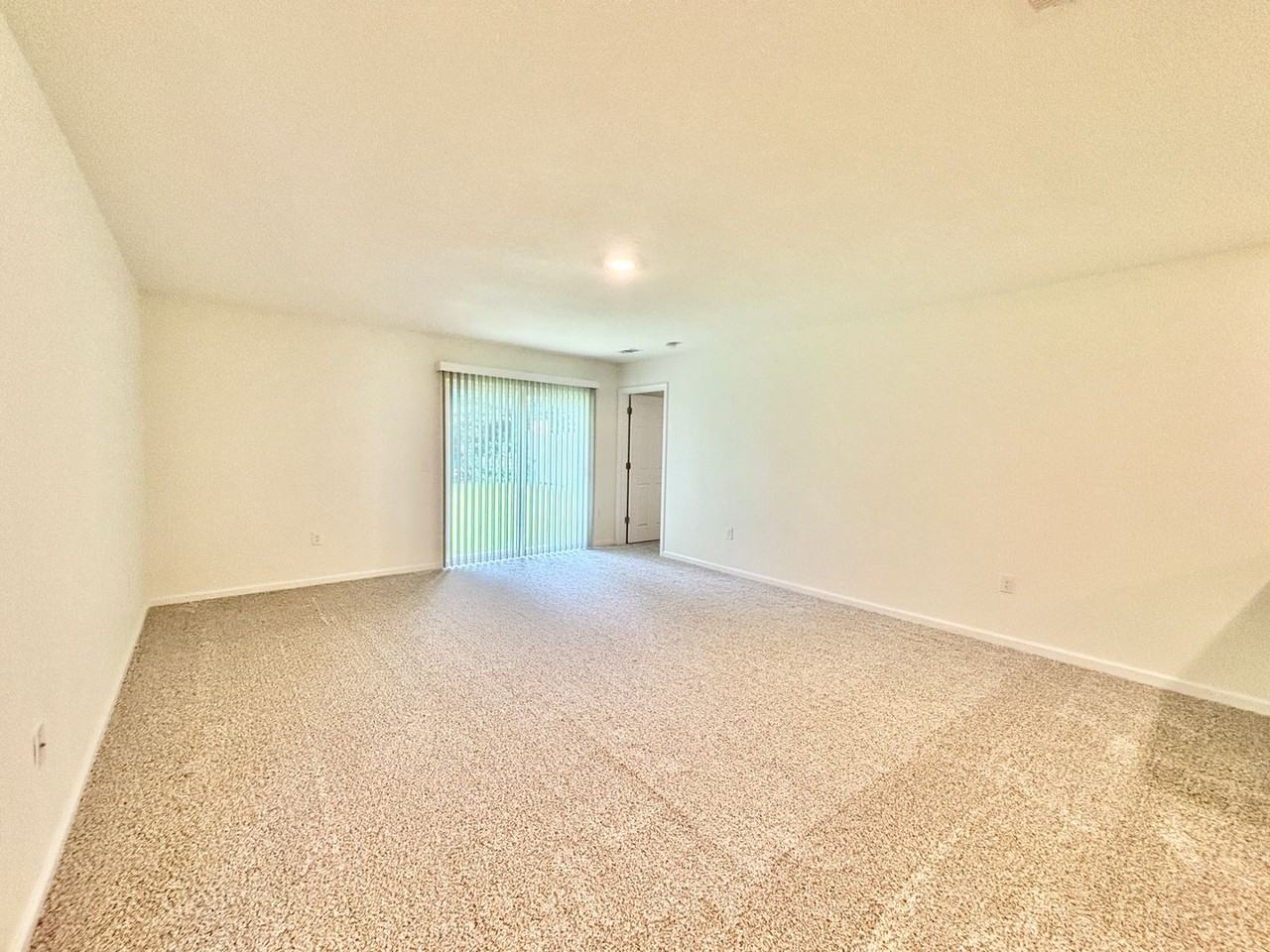 7812 Maxton Rd - Photo 5 of 19