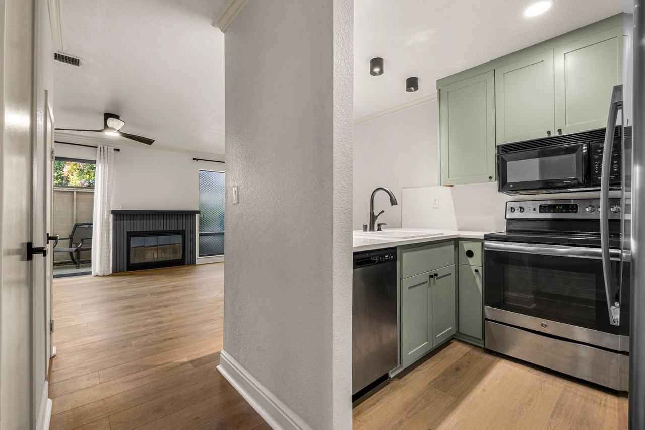 5601 Walnut Ave #6 - Photo 4 of 38