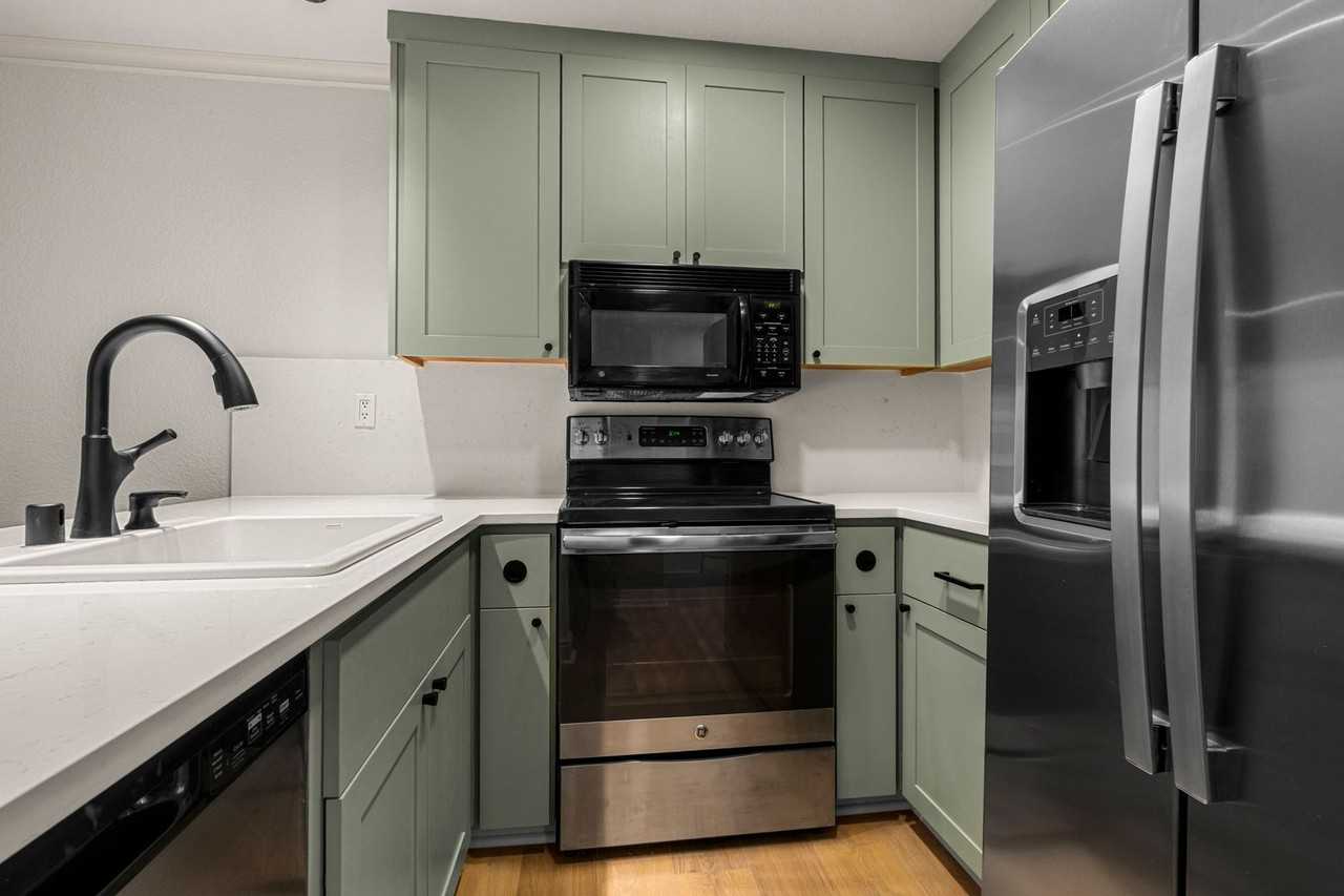 5601 Walnut Ave #6 - Photo 7 of 38